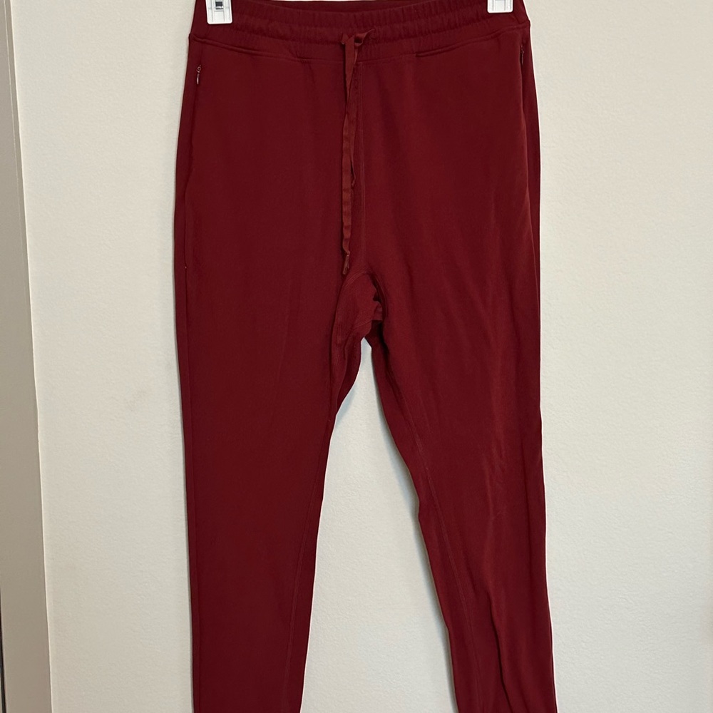 BuffBunny Jewel Joggers Vineyard Dark Red